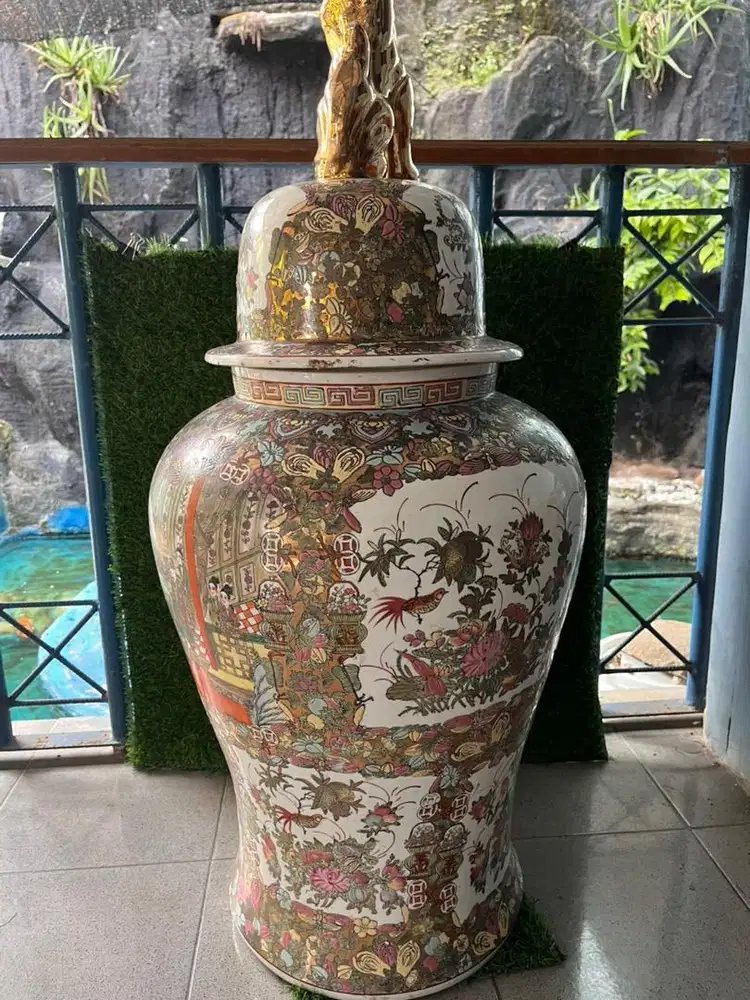 Guci Taiwan bekas