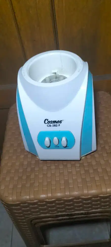 Mesin blender jusce Cosmos type CB-282F, yg di jual mesin saja, Bekut.