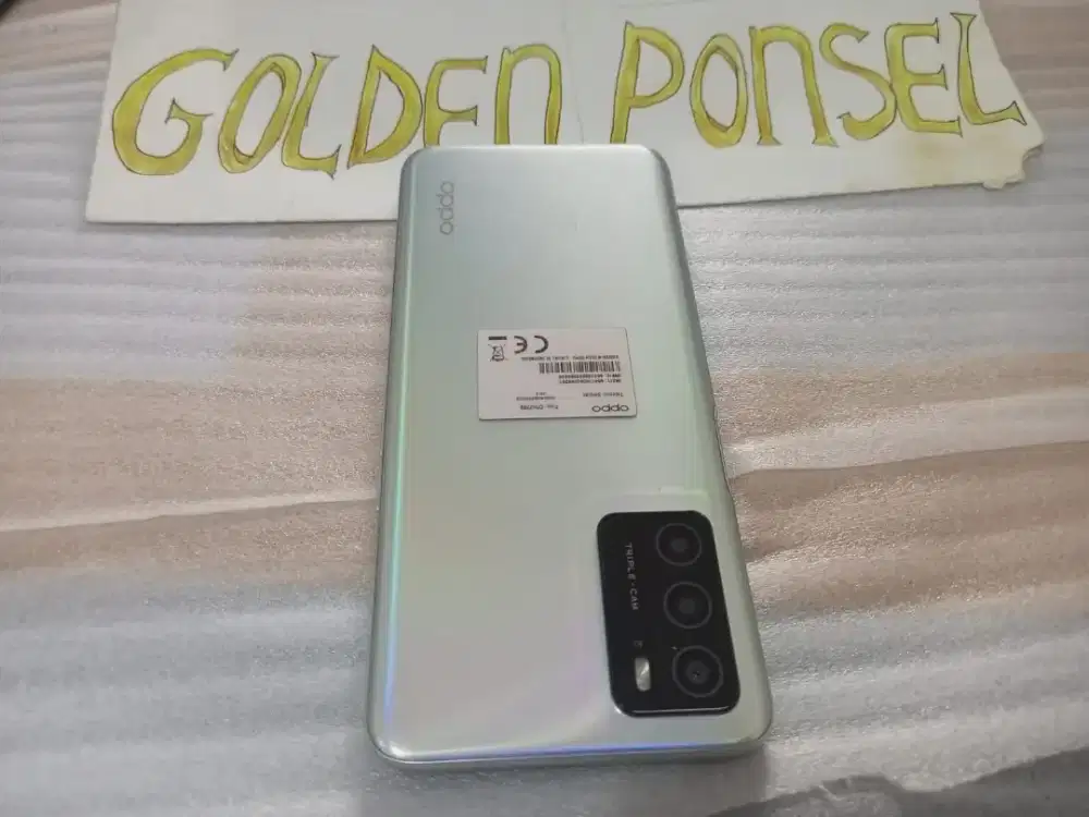 Oppo A16 ORI.Perfect 32Gb/Ram3Gb.Space Silver-Golden Ponsel