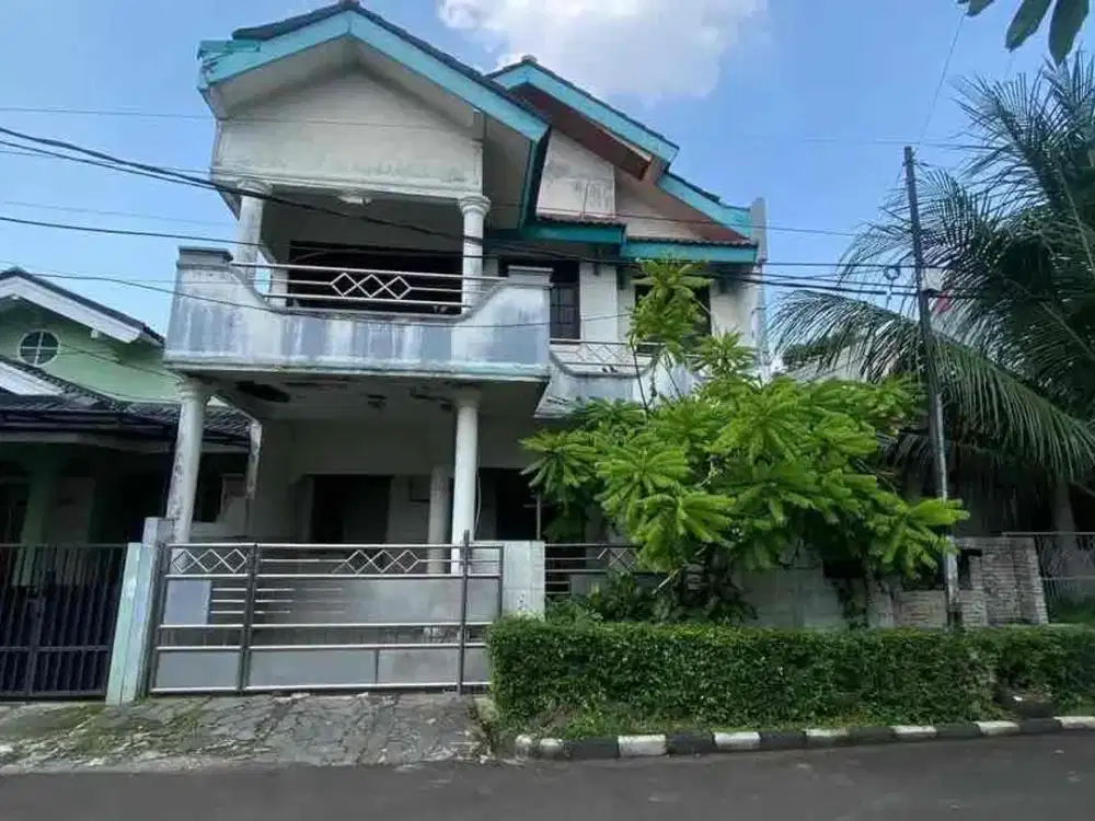 Rumah Murah Bintaro Jaya Sektor 9 Hitung Tanah. Tinggal Cat Sedikit Sudah Bagus