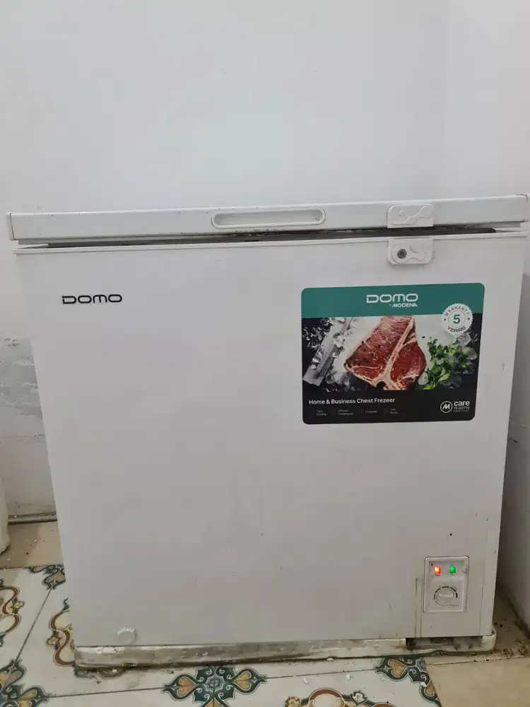 JUAL CEPAT FREEZER DOMO 200 LITER