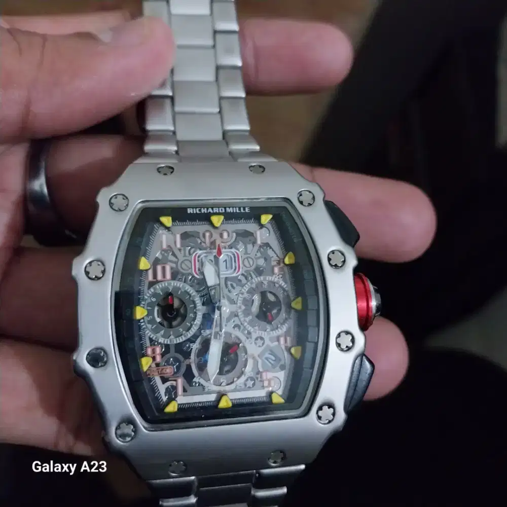 Dijual BU jam Tangan RM Barang ( BM )