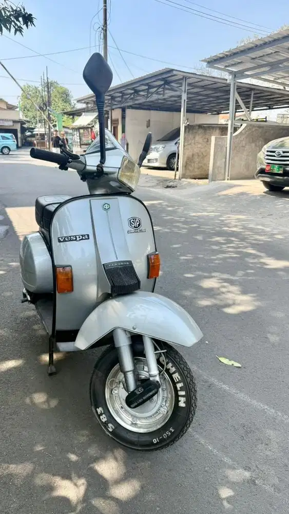 Vespa Excel 150