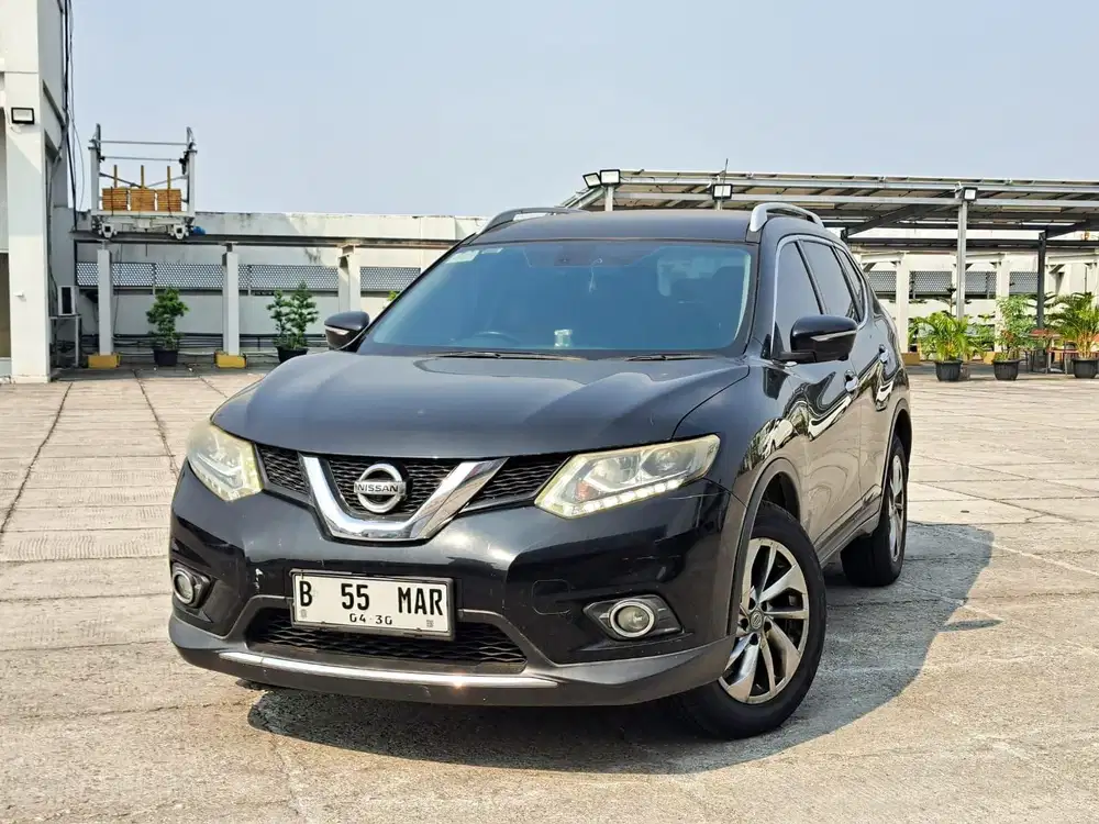NISSAN X-TRAIL XTRAIL 2.5 AT MATIC AUTOMATIC 2015 HITAM SIAP PAKAI
