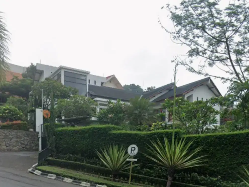Dijual Cepat Murah Rumah Villa Mainroad Dago Resort Dpn Hotel Indigo