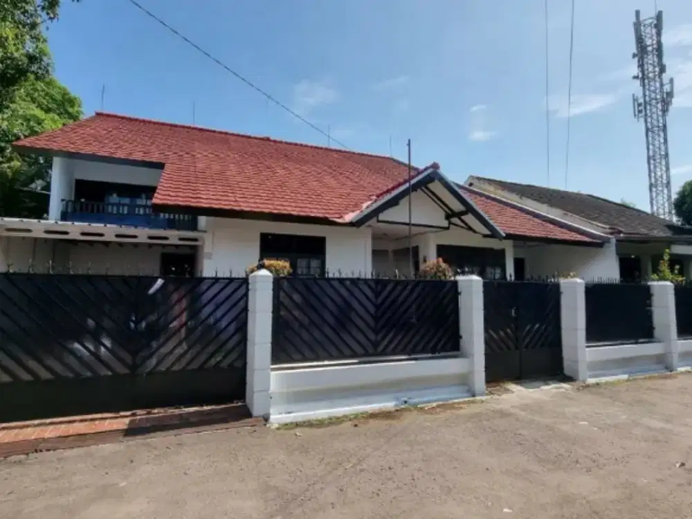 Dijual Cepat Dibawah NJOP Taman Depan Belakang di Cijagra Suryalaya