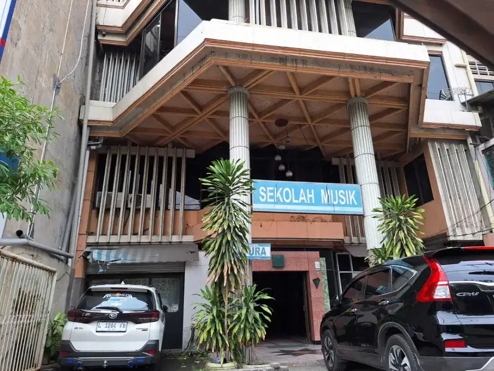 DIJUAL  TEMPAT USAHA TENGAH KOTA MAYURA SURABAYA