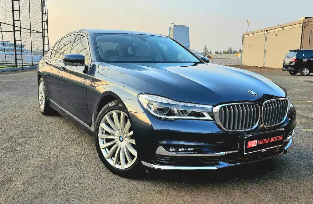 BMW 740Li G12 Nik 2016 Km 33rb (Service Record BMW) Sophisto Grey