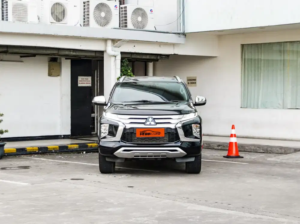 PAJERO SPORT DAKKAR 4X2 TAHUN 2024