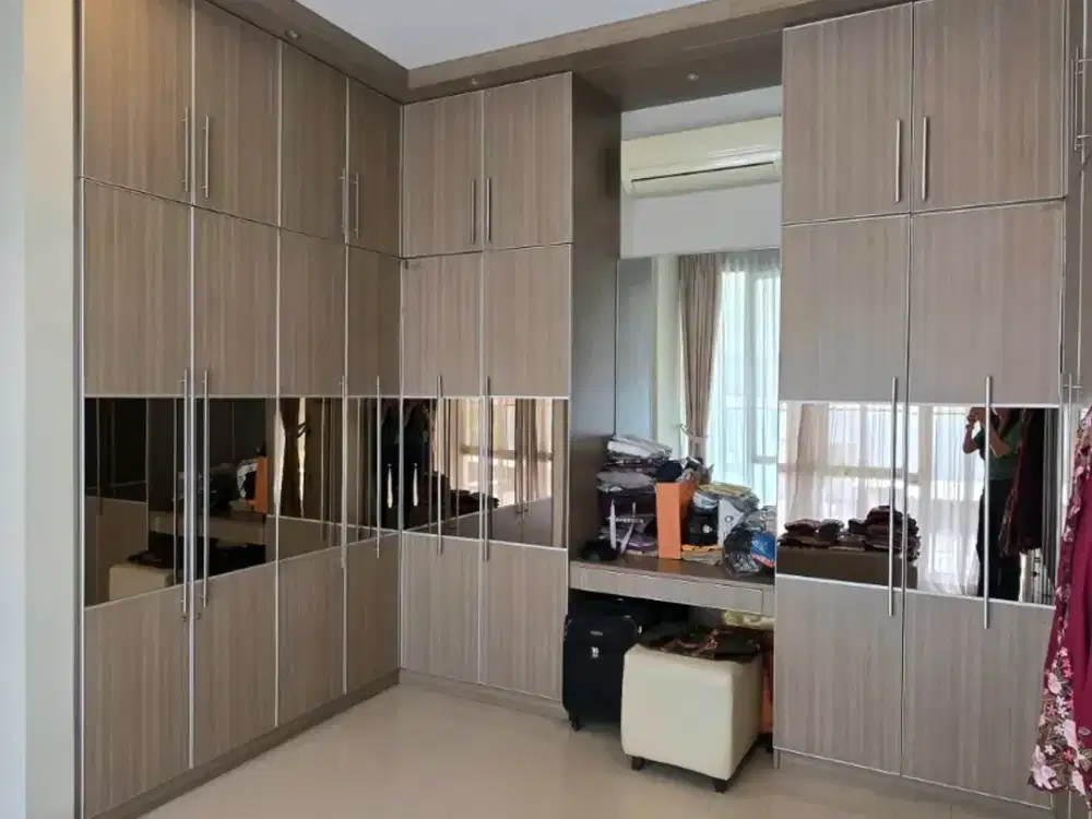 DIJUAL RUMAH NUANSA VILLA  PONDOK HIJAU GOLF GADING SERPONG