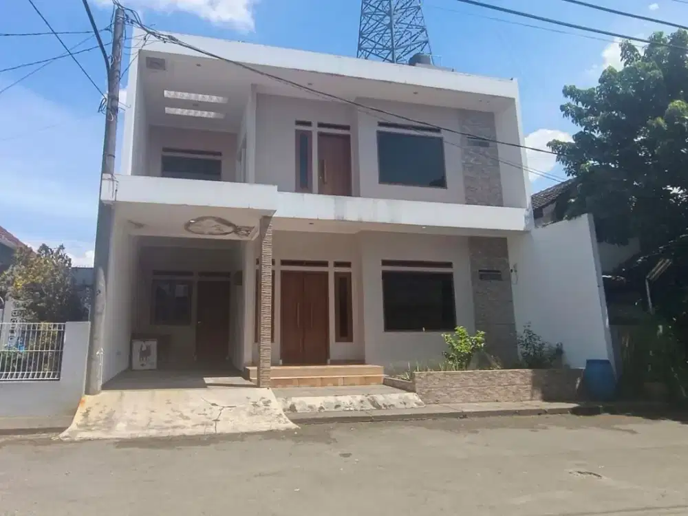 Rumah Siap Huni di Kopo Permai 3 - One Gate System, Dekat Tol Kopo & Cibaduyut