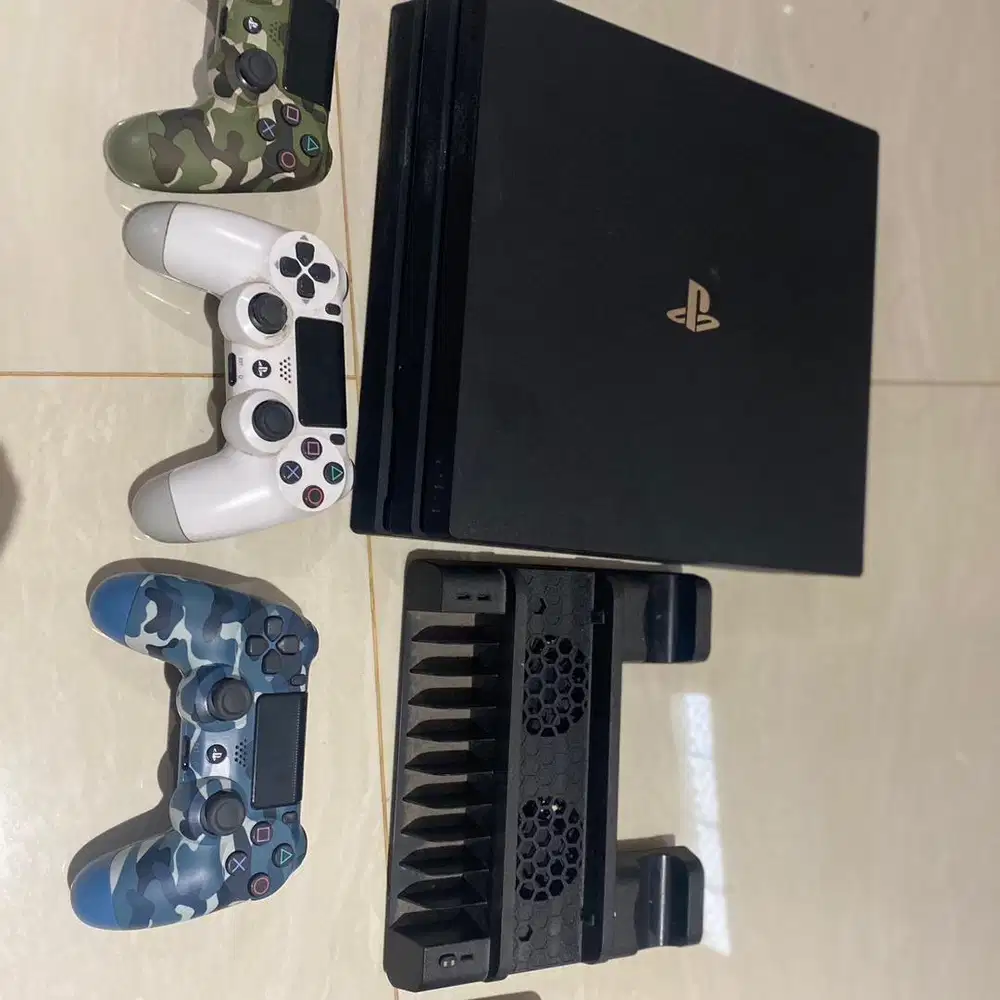 PS 4 Pro / Playstation 4 Pro