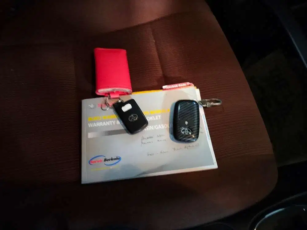 Toyota Sienta 2016 tipe v metic siap pake