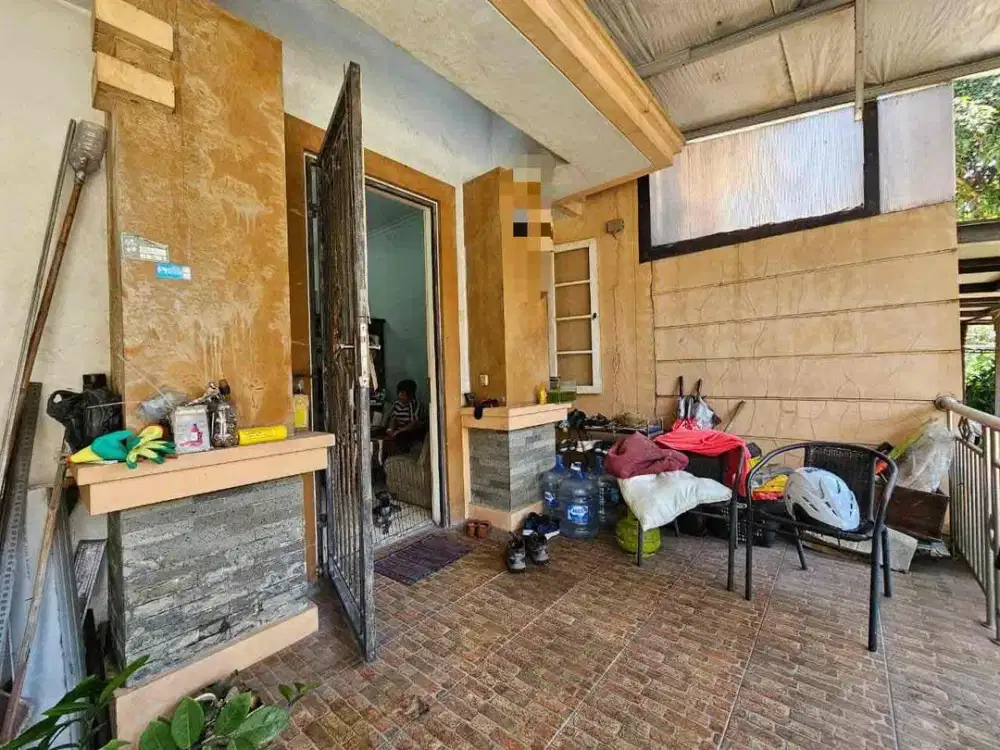 Dijual cepat rumah 2lt di Legenda Wisata