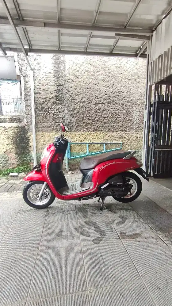 Scoopy stylish 2020