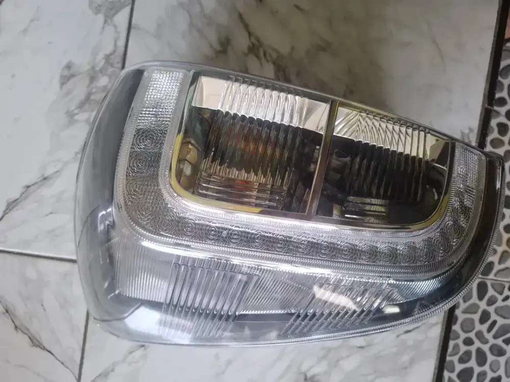 STOP LAMP LAMPU BELAKANG RUSH LAMA ORI