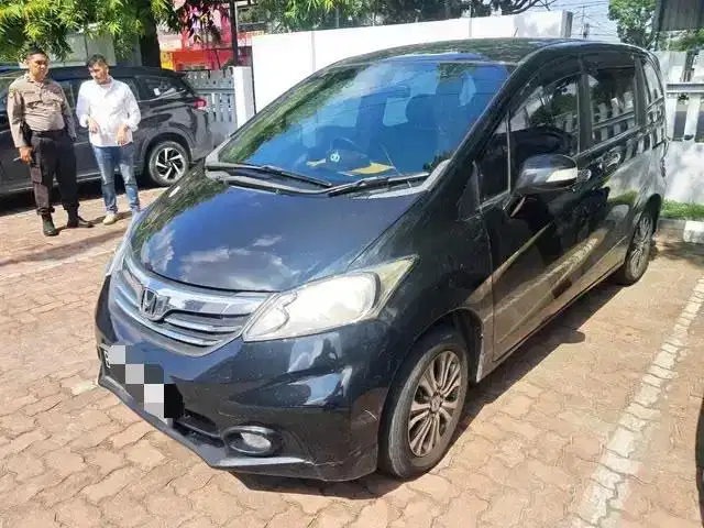 HONDA FREED 1.5 E MATIC BENSIN 2013 _ VK
