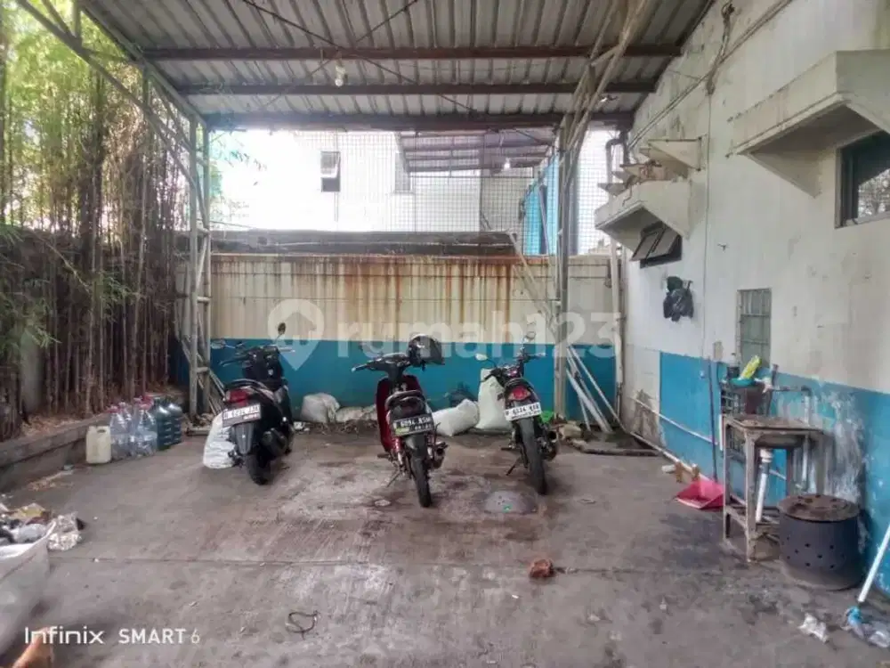 Disewakan Gudang Kapuk Kayu Besar
