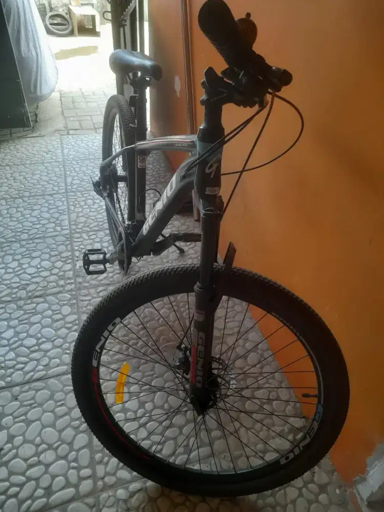 Sepeda Genio Alloy M573