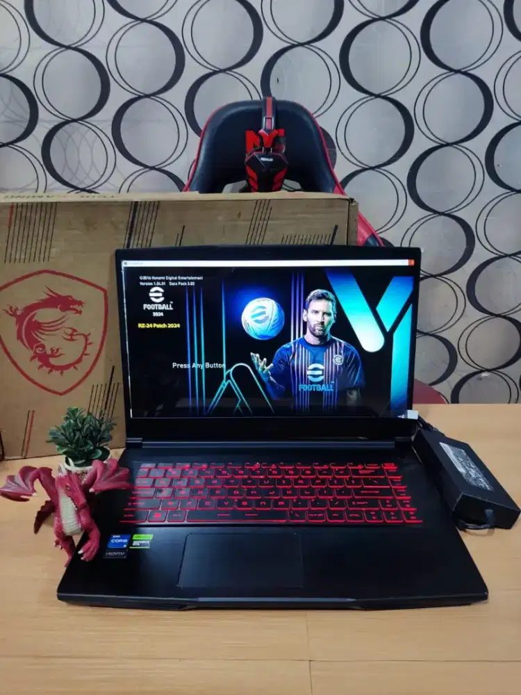 MSI Thin 15 UCX FULLGAMES MULUS LIKE NEW FULLSET BOX [GEN 11]