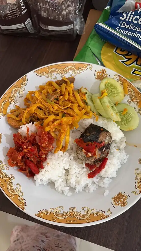 Di cari ART DAN MOMONG