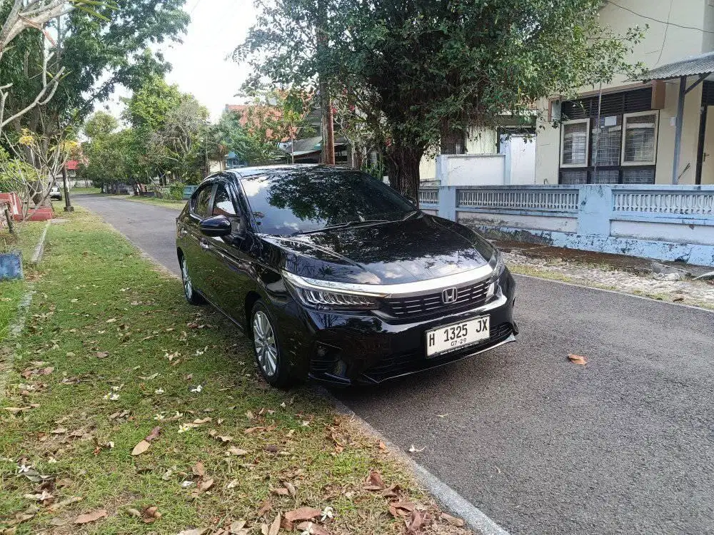 !! LOW KM !! CITY SEDAN 1.5 E MATIC 2023