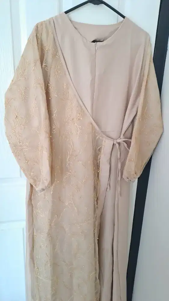 Dress muslim wanita