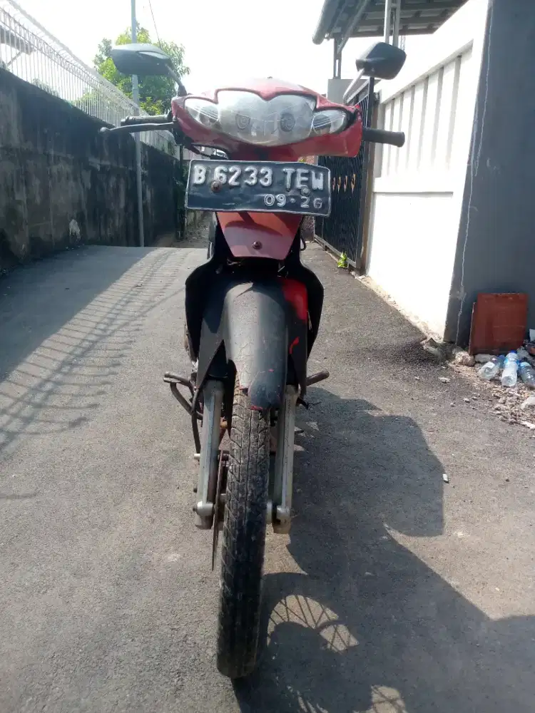 SUZUKI SHOGUN 125 R
