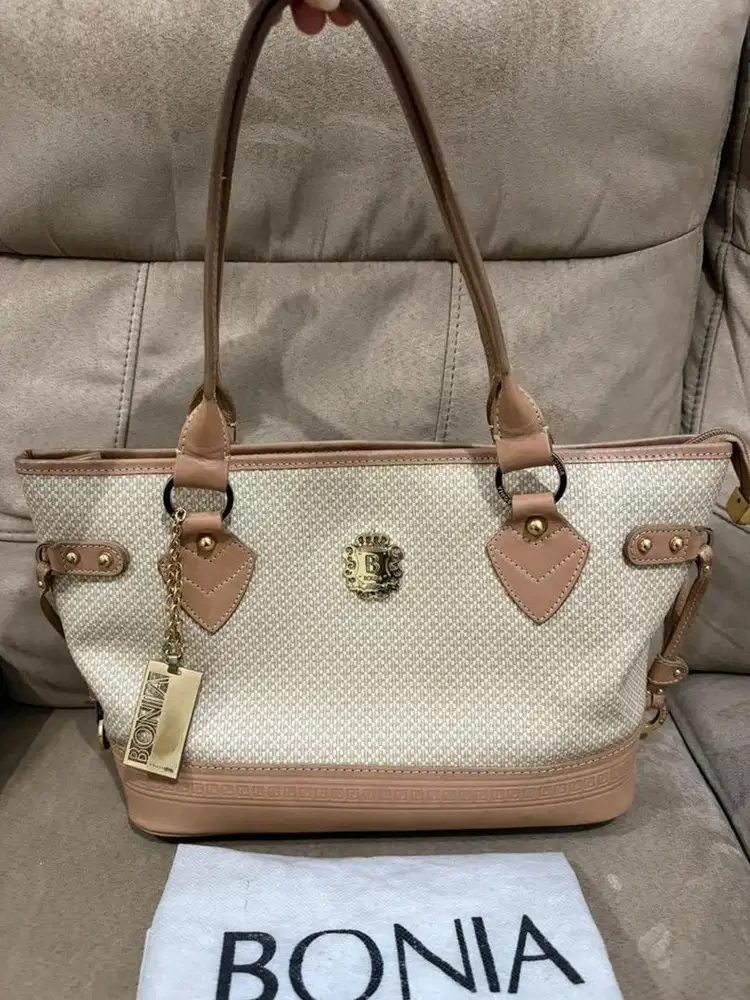 Tas Bonia shoulder bag