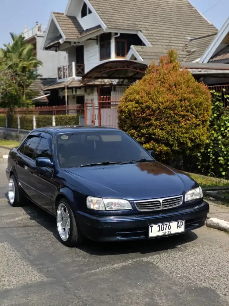 Toyota corolla allnew tahun 2000/tt boleh gan cash lebih bagus