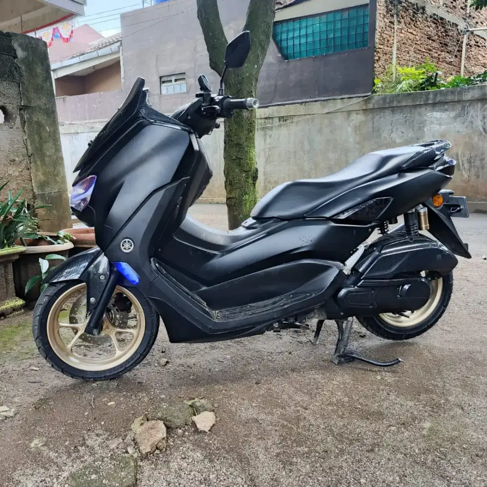 Ojek langganan atau jasa antar barang