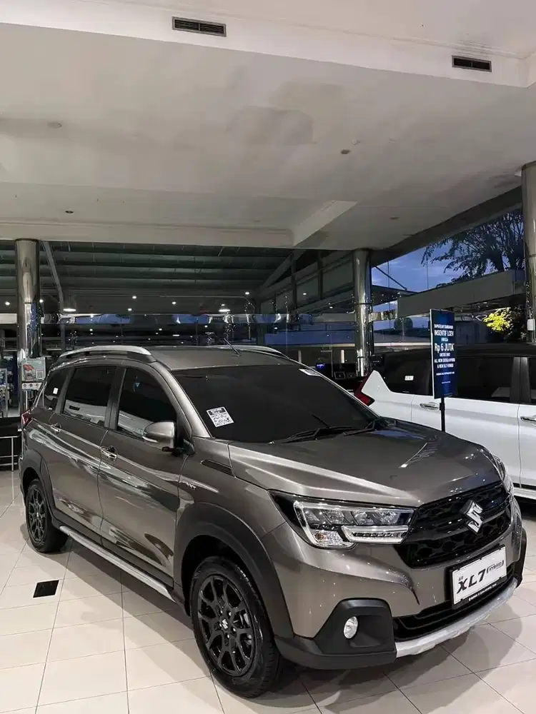 [DP MULAI 15JYT] BIG DEALS PROMO SUZUKI XL7 HYBRID