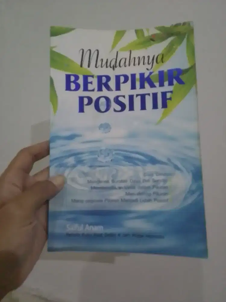 Buku Psikologi Mudahnya Berpikir Positif