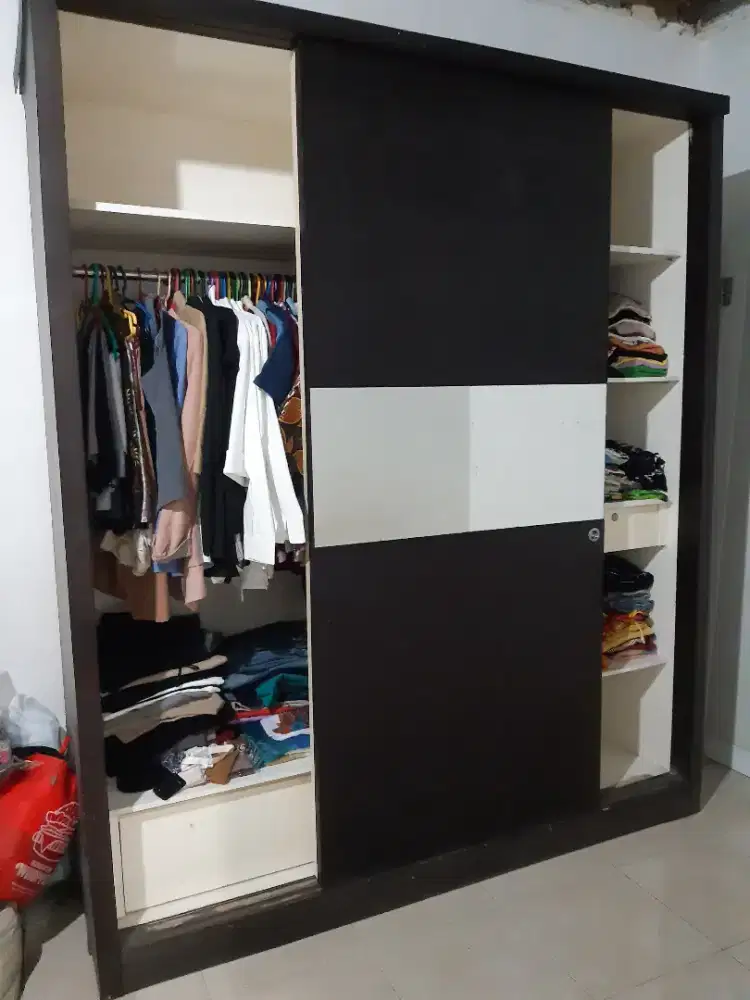 Dijual Lemari 2 pintu