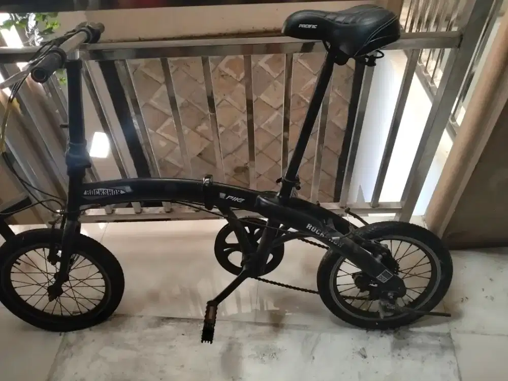 Sepeda rockshox