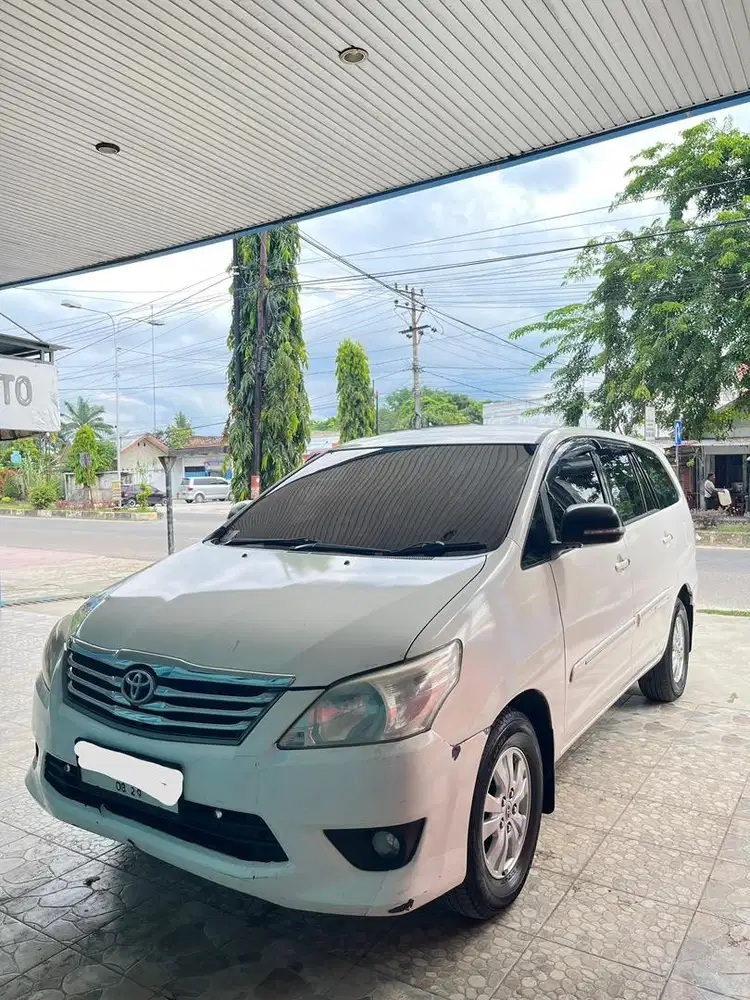 Dijual mobil kijang innova type G 2.0 Bensin Matic