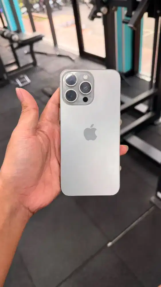 Iphone 15 pro max 1 tb resmi beacukai