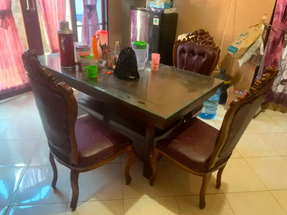 Di jual kursi dan meja makan jati