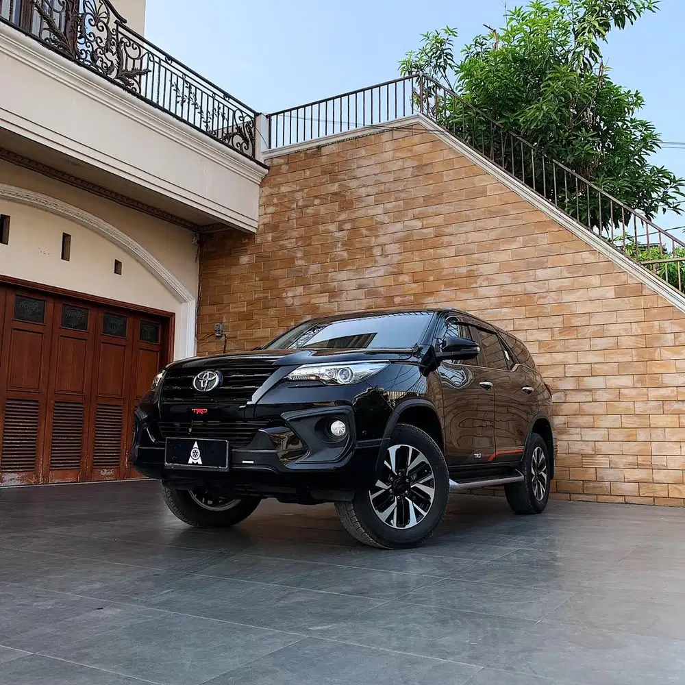 2017 Toyota Fortuner 2.4 TRD Sportivo Diesel 4X2 A/T