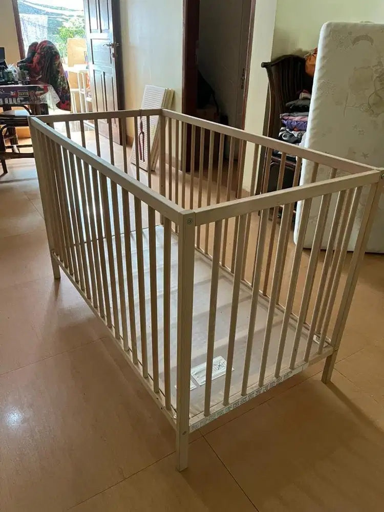 Crib Tempat Tidur Bayi IKEA (SNIGLAR) warna Birch Wood