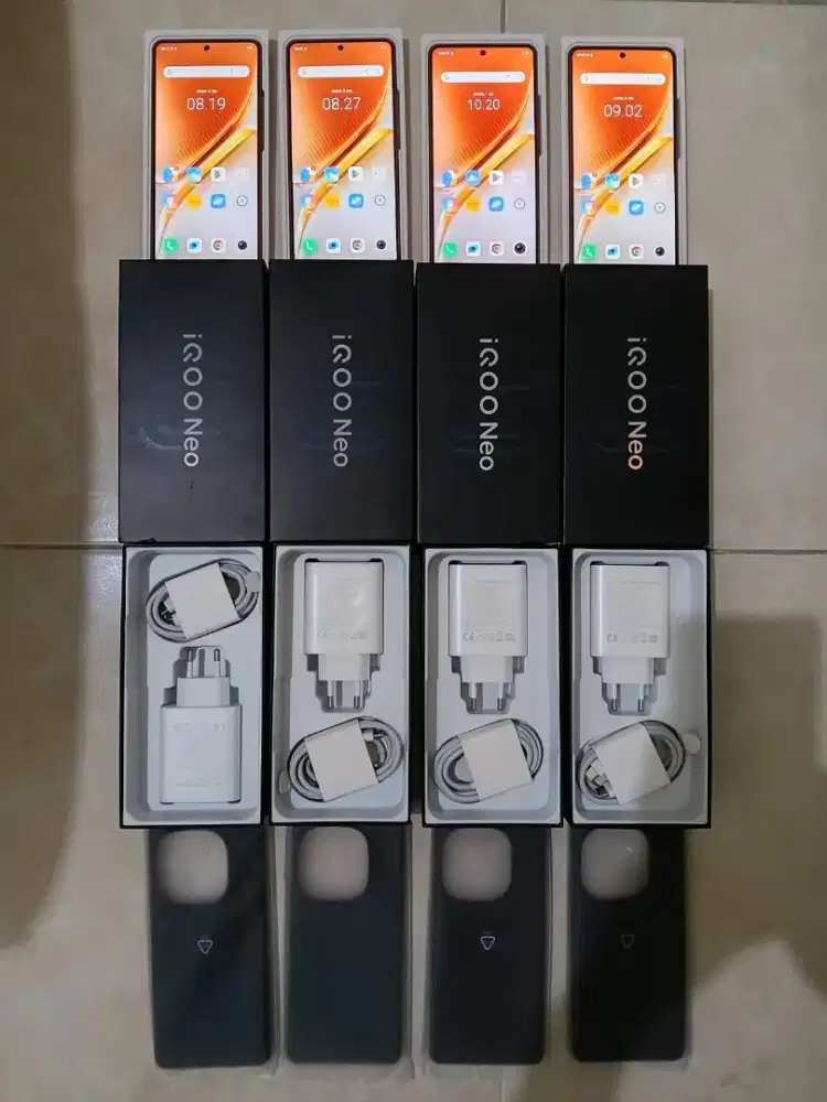 iQoo Neo 10 ram 16/512 seperti baru
