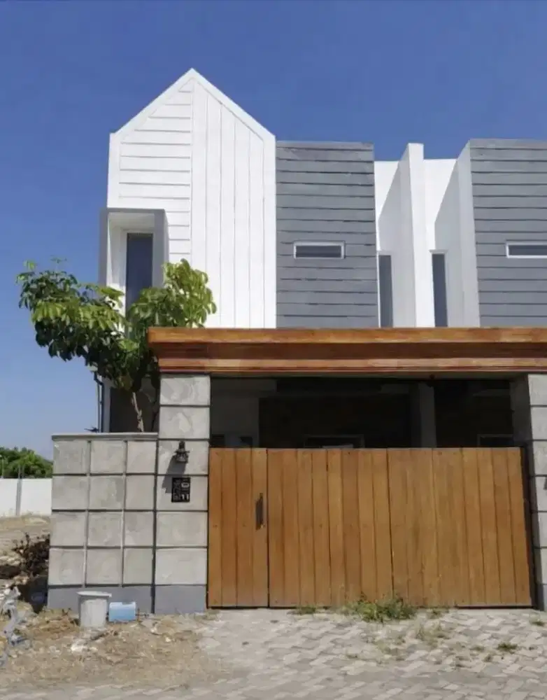 Di jual rumah full furnish 2 lantai buduran sidoarjo