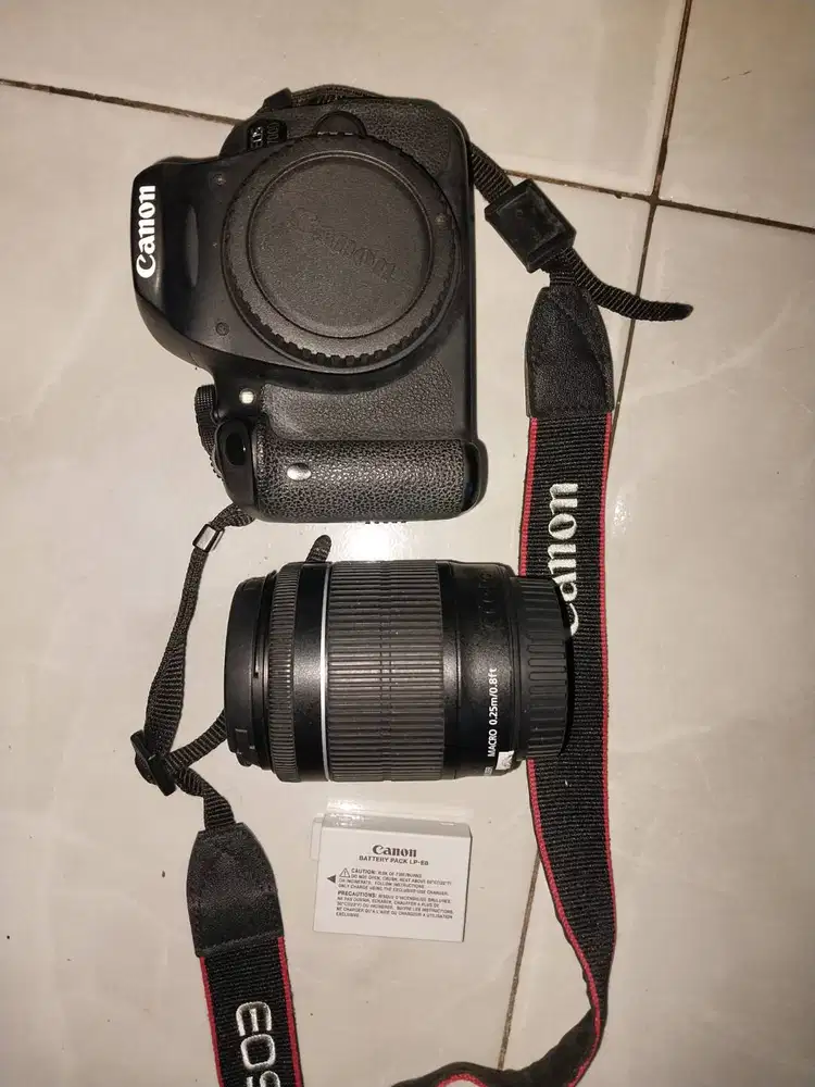 Camera CANON EOS 700D