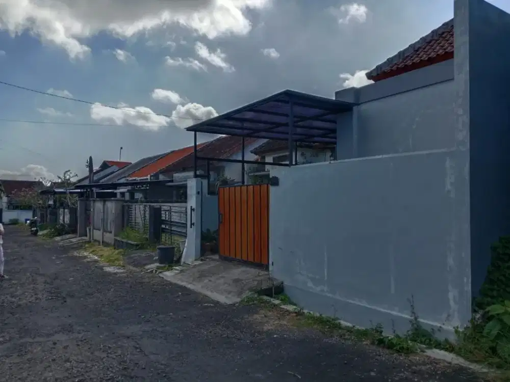 RUMAH SEMI VILLA DI KAWASAN KOMPLEK JL MELANG KAJA BADUNG DEKAT GWK