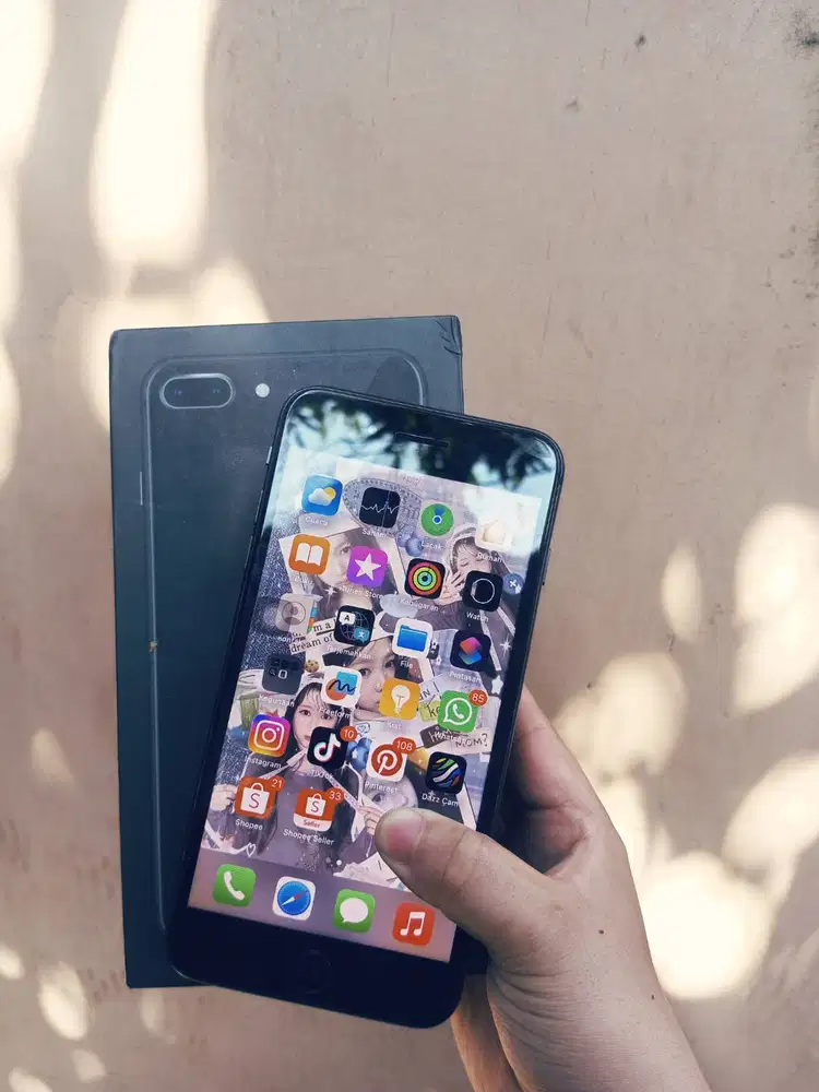 iPhone 8 plus inter all operator 256GB
