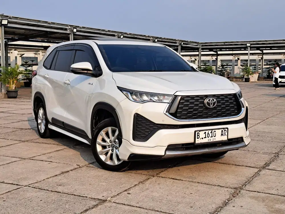 DP 40JT INNOVA ZENIX V HYBRID AT MATIC AUTOMATIC 2024 LOW KM PUTIH