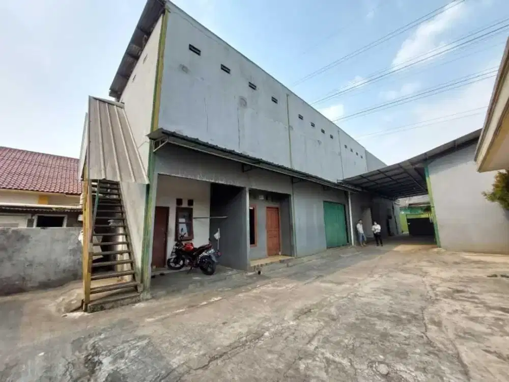 Gudang Ex Pabrik Roti Lokasi Strategis Dekat Toll Krukut