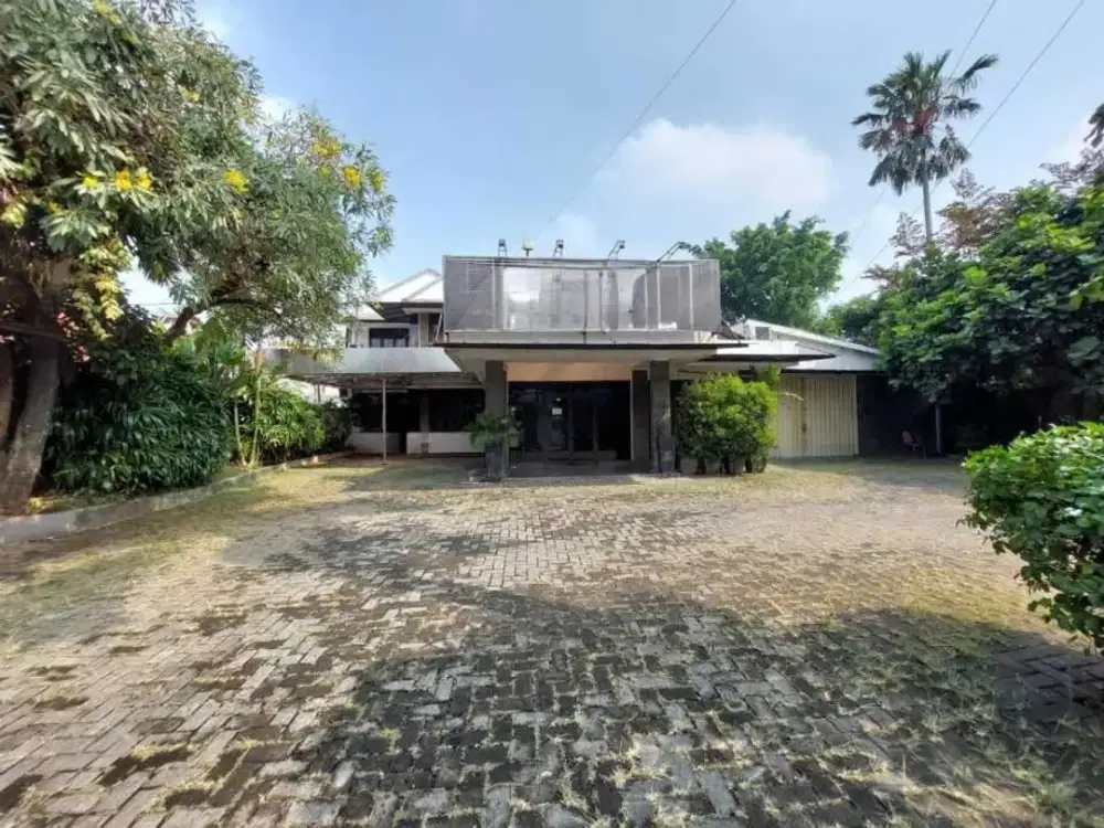 Rumah Pinggir Jalan Raya Cocok Utk Kantor Usaha