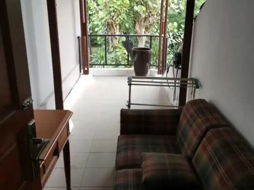 Rumah 2 Lantai Dalam Komplek Bebas Banjir di Lebak Bulus