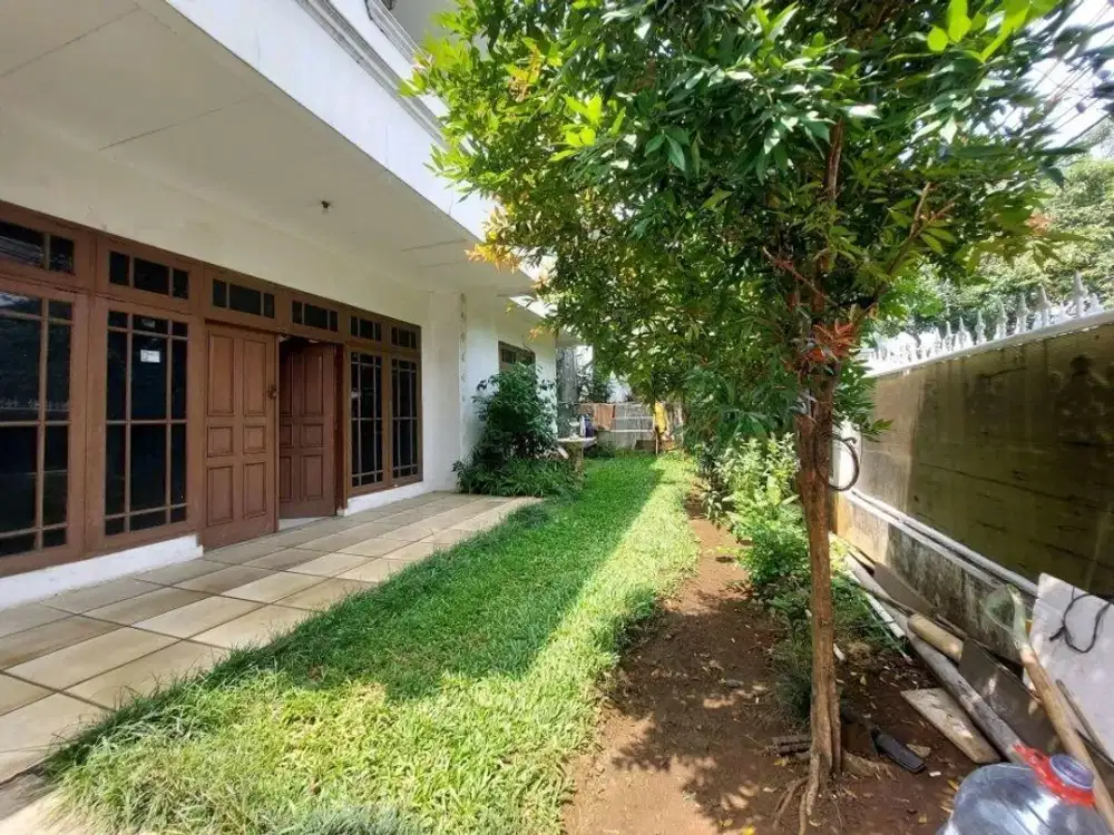 Rumah 2 Lantai Lokasi Strategis Di Megapolitan Cinere